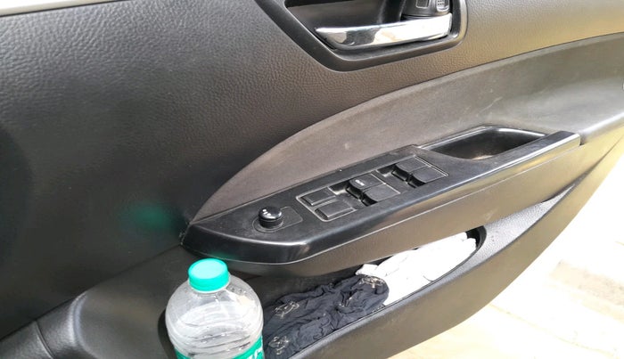 2014 Maruti Swift VXI, Petrol, Manual, 49,766 km, interior
