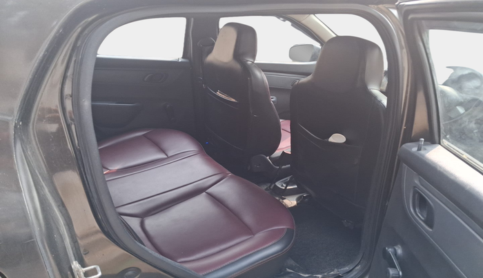 2016 Renault Kwid RXT 0.8, Petrol, Manual, 35,742 km, interior