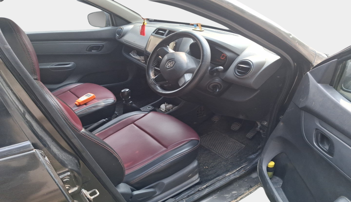 2016 Renault Kwid RXT 0.8, Petrol, Manual, 35,742 km, interior