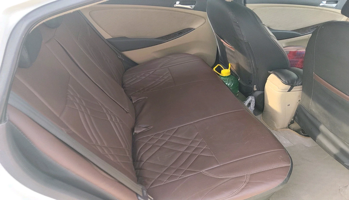 2012 Hyundai Verna FLUIDIC 1.6 CRDI SX, Diesel, Manual, 99,089 km, interior