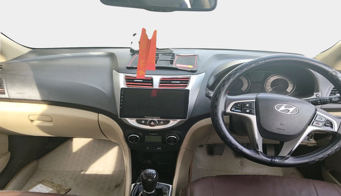 2012 Hyundai Verna FLUIDIC 1.6 CRDI SX, Diesel, Manual, 99,089 km, interior