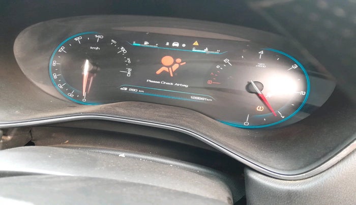 2019 MG HECTOR SHARP 2.0 DIESEL DUAL TONE, Diesel, Manual, 1,28,961 km, interior