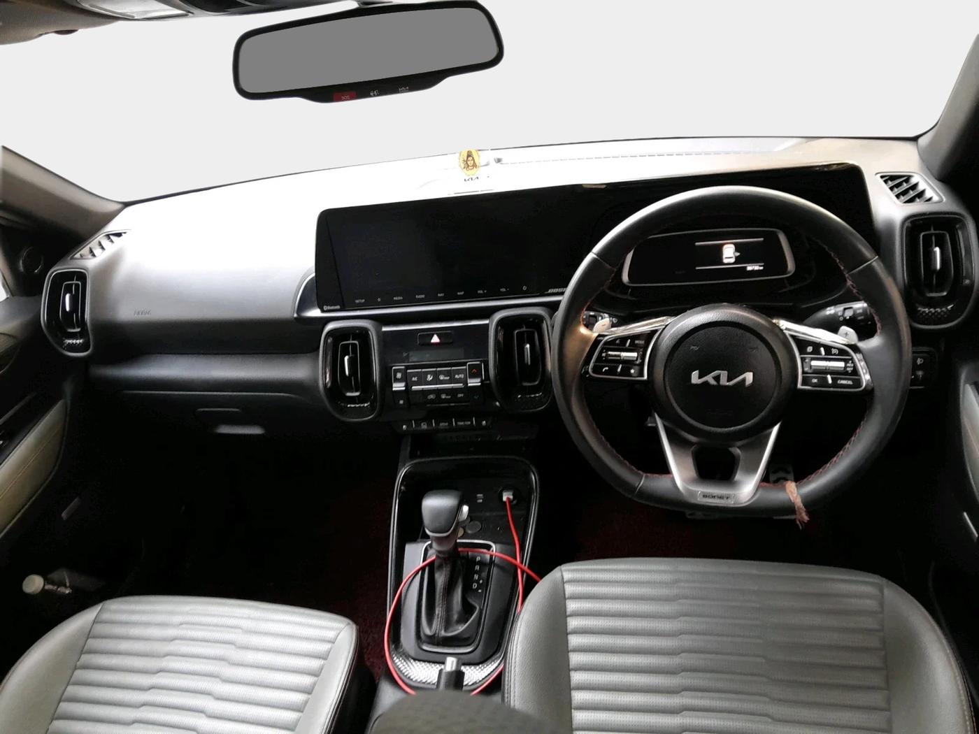 2023 KIA SONET X LINE 1.0 DCT, Petrol, Automatic, 38,730 km, interior