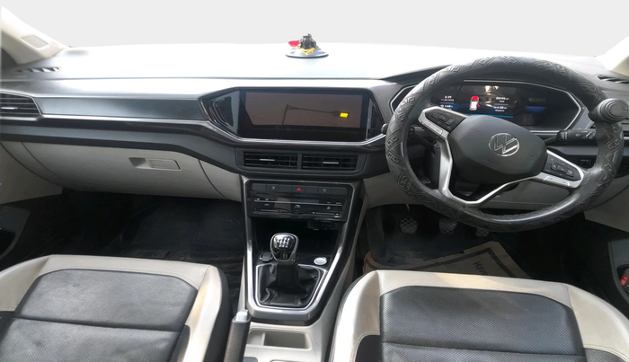 2021 Volkswagen TAIGUN TOPLINE 1.0 TSI MT, Petrol, Manual, 50,196 km, interior