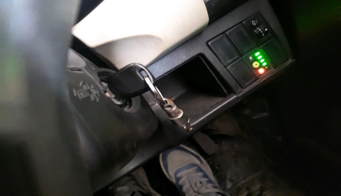 2018 Maruti Wagon R 1.0 LXI CNG, Petrol, Manual, 1,22,027 km, interior