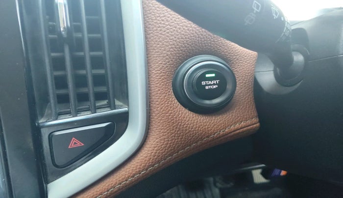 2021 MG HECTOR PLUS SHARP 2.0 DIESEL TURBO MT 6-STR, Diesel, Manual, 30,675 km, interior