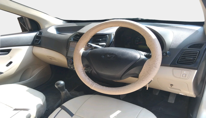 2014 Hyundai Eon ERA +, Petrol, Manual, 68,703 km, interior