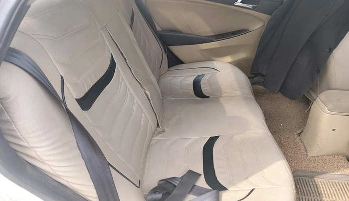 2012 Hyundai Verna FLUIDIC 1.6 CRDI EX, Diesel, Manual, 95,662 km, interior