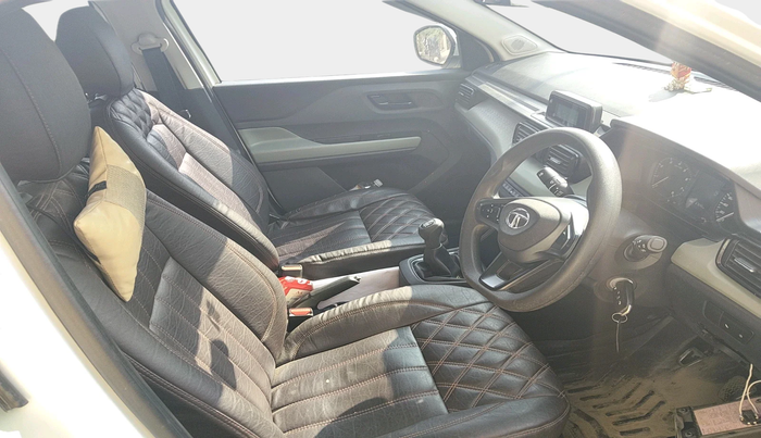 2023 Tata PUNCH ADVENTURE MT, Petrol, Manual, 67,640 km, interior