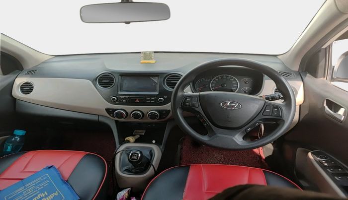 2017 Hyundai Grand i10 SPORTZ (O) 1.2 KAPPA VTVT, Petrol, Manual, 35,592 km, interior