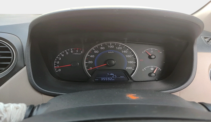 2017 Hyundai Grand i10 SPORTZ (O) 1.2 KAPPA VTVT, Petrol, Manual, 35,592 km, interior