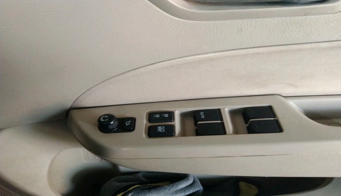 2017 Maruti Swift Dzire VXI, Petrol, Manual, 52,104 km, interior