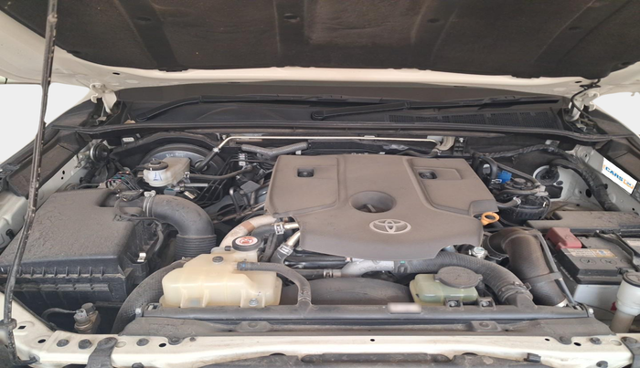 2022 Toyota Fortuner 4X2 MT 2.8 DIESEL, Diesel, Manual, 11,948 km, exterior
