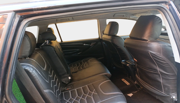 2021 Toyota Innova Crysta 2.4 GX 8 STR, Diesel, Manual, 1,70,236 km, interior