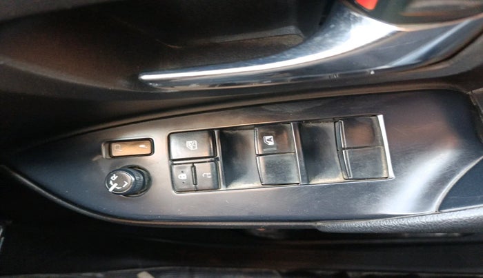 2021 Toyota Innova Crysta 2.4 GX 8 STR, Diesel, Manual, 1,70,236 km, interior