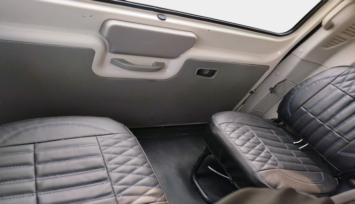 2017 Mahindra Scorpio S4 PLUS 4WD 1.99 INTELLI-HYBRID, Diesel, Manual, 1,42,190 km, interior