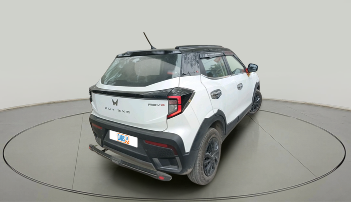 2025 Mahindra XUV 3XO REVX M (O)1.2 Petrol, Petrol, Manual, 843 km, exterior