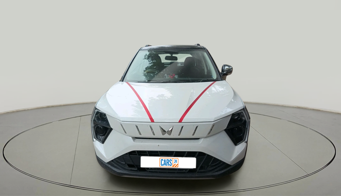 2025 Mahindra XUV 3XO REVX M (O)1.2 Petrol, Petrol, Manual, 843 km, exterior