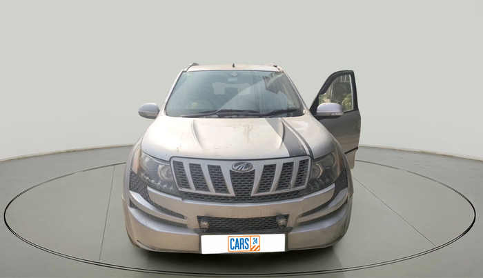 2014 Mahindra XUV500 W4, Diesel, Manual, 93,569 km, exterior