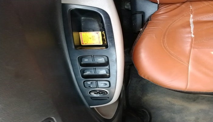 2017 Hyundai Grand i10 SPORTZ 1.1 CRDI, Diesel, Manual, 91,682 km, interior