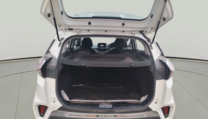 2022 Tata NEXON XMA SUNROOF PETROL, Petrol, Automatic, 39,926 km, exterior