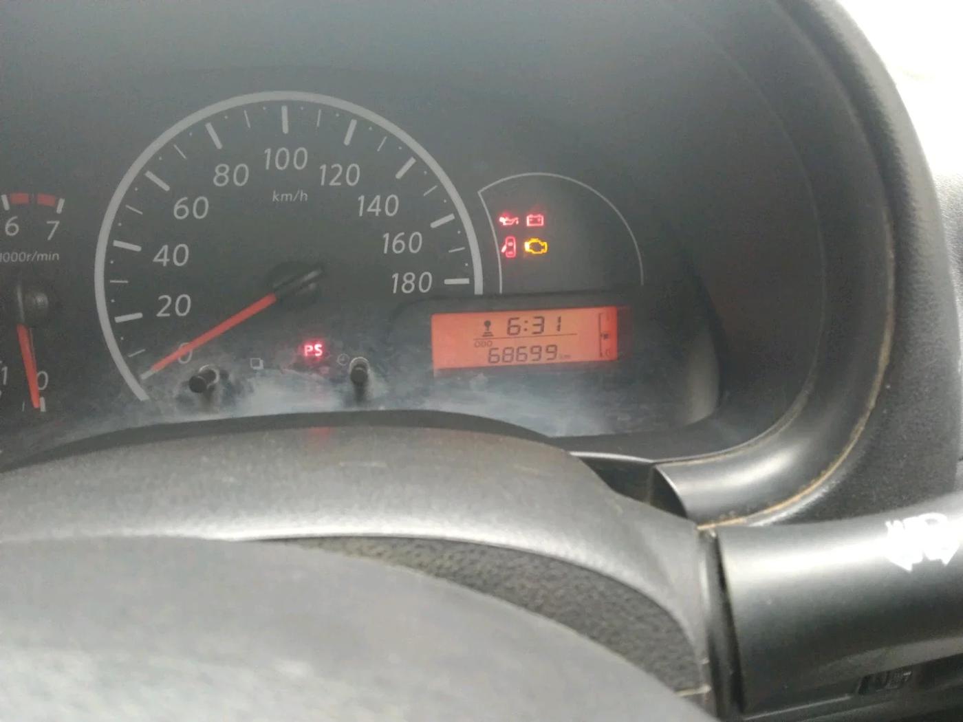 2017 Nissan Micra Active XL, Petrol, Manual, 68,699 km, interior