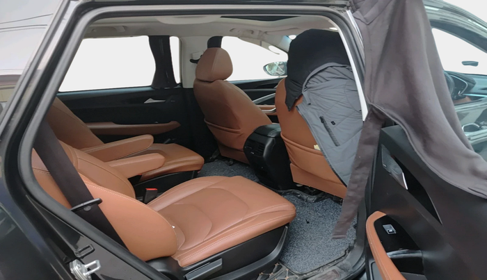 2021 MG HECTOR PLUS SHARP 1.5 PETROL TURBO CVT 6-STR, Petrol, Automatic, 1,65,789 km, interior