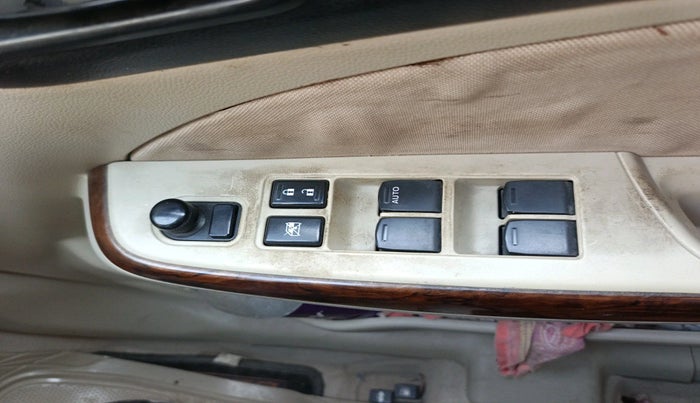 2017 Maruti Dzire ZXI AMT, Petrol, Automatic, 66,203 km, interior