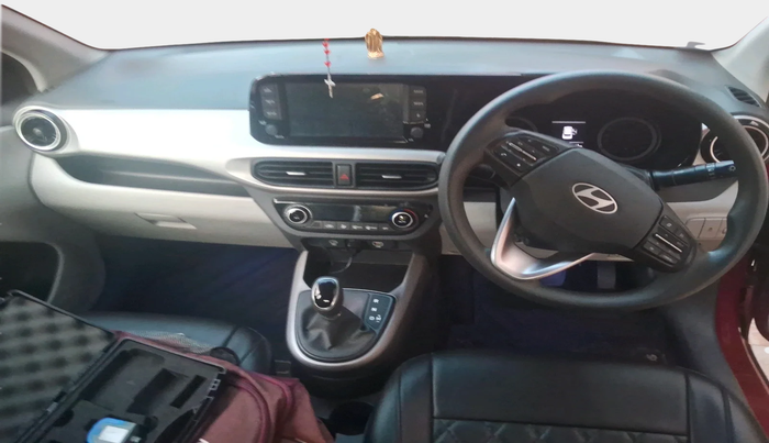 2024 Hyundai GRAND I10 NIOS SPORTZ AMT 1.2 KAPPA VTVT, Petrol, Automatic, 9,014 km, interior