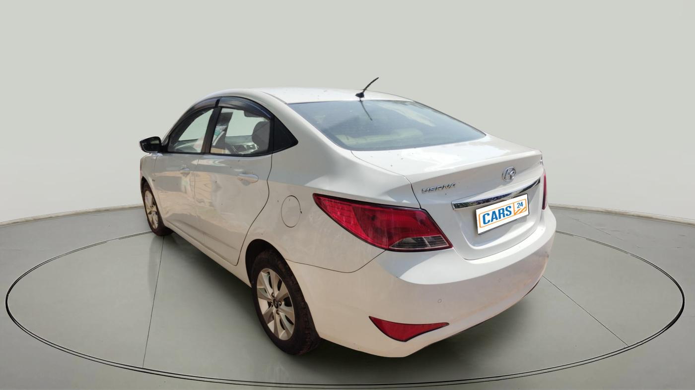 2016 Hyundai Verna FLUIDIC 4S 1.6 VTVT S AT, Petrol, Automatic, 61,671 km, exterior
