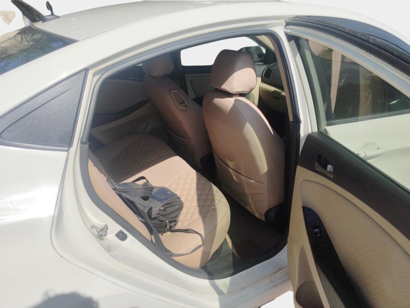 2016 Hyundai Verna FLUIDIC 4S 1.6 VTVT S AT, Petrol, Automatic, 61,671 km, interior