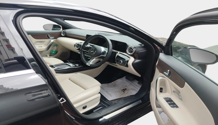 2023 Mercedes Benz A CLASS LIMOUSINE A 200, Petrol, Automatic, 11,292 km, interior