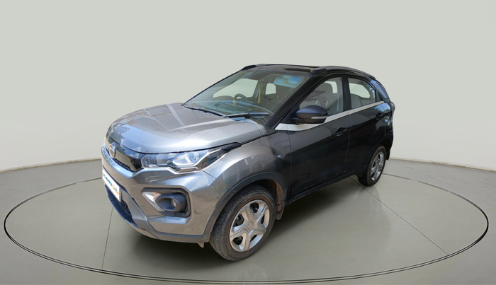 2022 Tata NEXON XM PLUS SUNROOF PETROL, Petrol, Manual, 24,729 km, exterior