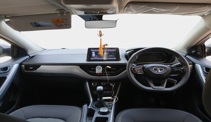 2022 Tata NEXON XM PLUS SUNROOF PETROL, Petrol, Manual, 24,729 km, interior