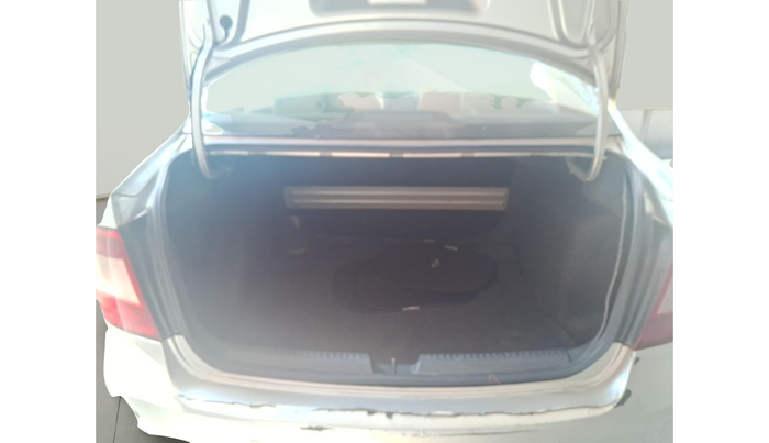 2013 Skoda Rapid AMBITION 1.6 TDI CR MT PLUS, Diesel, Manual, 1,35,457 km, exterior