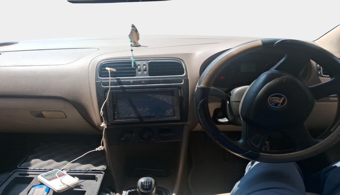 2013 Skoda Rapid AMBITION 1.6 TDI CR MT PLUS, Diesel, Manual, 1,35,457 km, interior