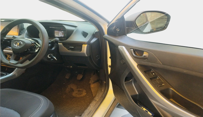2020 Tata NEXON XM PETROL, Petrol, Manual, 53,516 km, interior