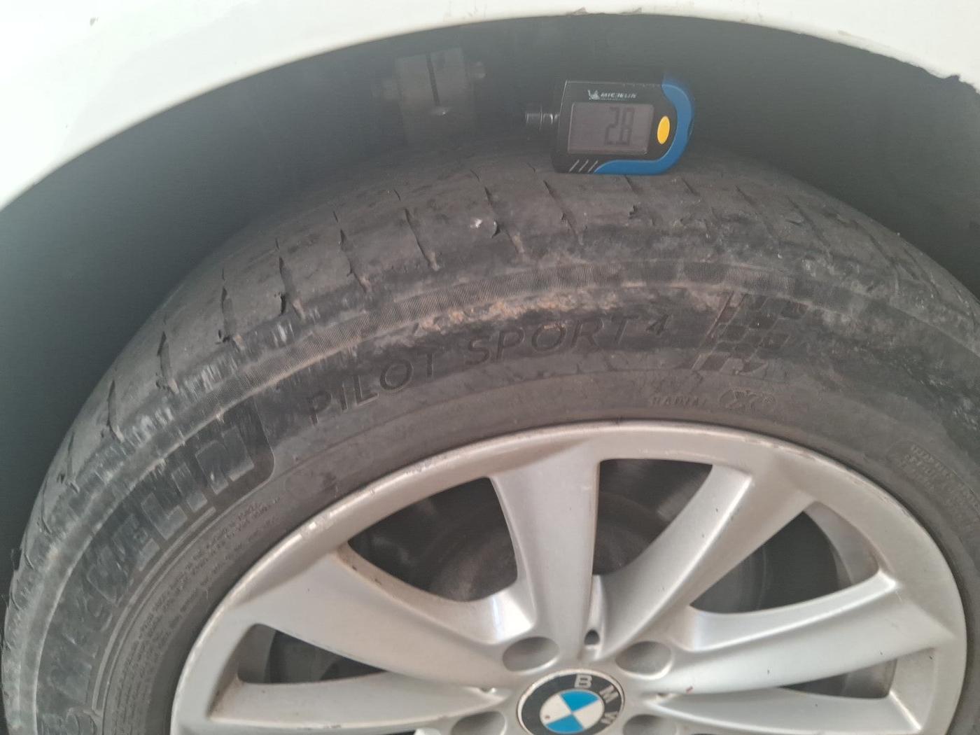 2013 BMW 5 Series 520D 2.0, Diesel, Automatic, 67,503 km, tyre