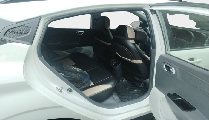 2020 Hyundai GRAND I10 NIOS SPORTZ AMT 1.2 KAPPA VTVT, Petrol, Automatic, 31,561 km, interior