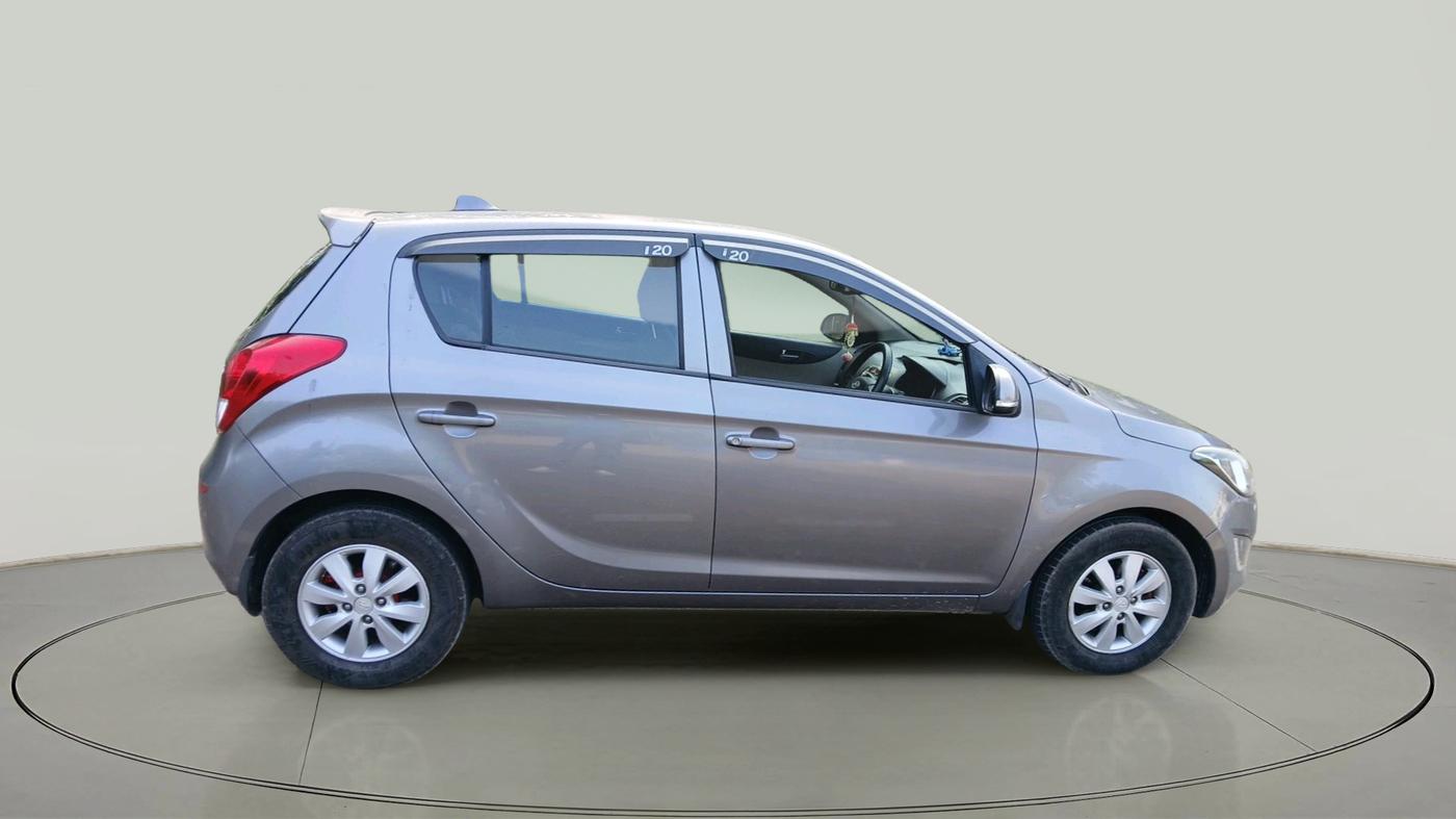 2013 Hyundai i20 SPORTZ 1.4 CRDI, Diesel, Manual, 97,344 km, exterior