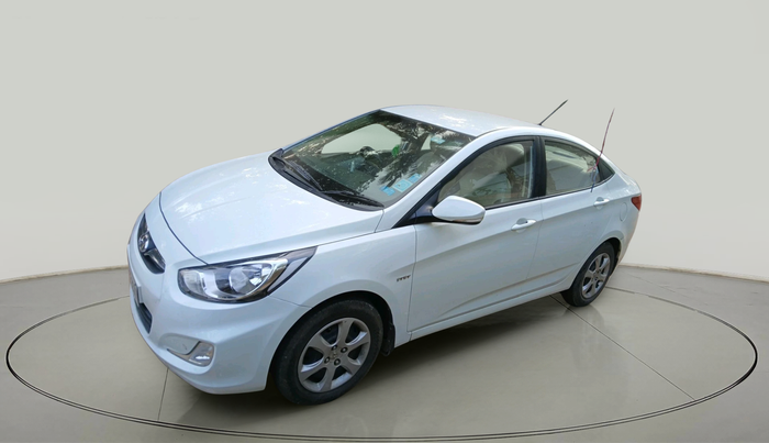 2013 Hyundai Verna FLUIDIC 1.6 VTVT EX, Petrol, Manual, 94,399 km, exterior
