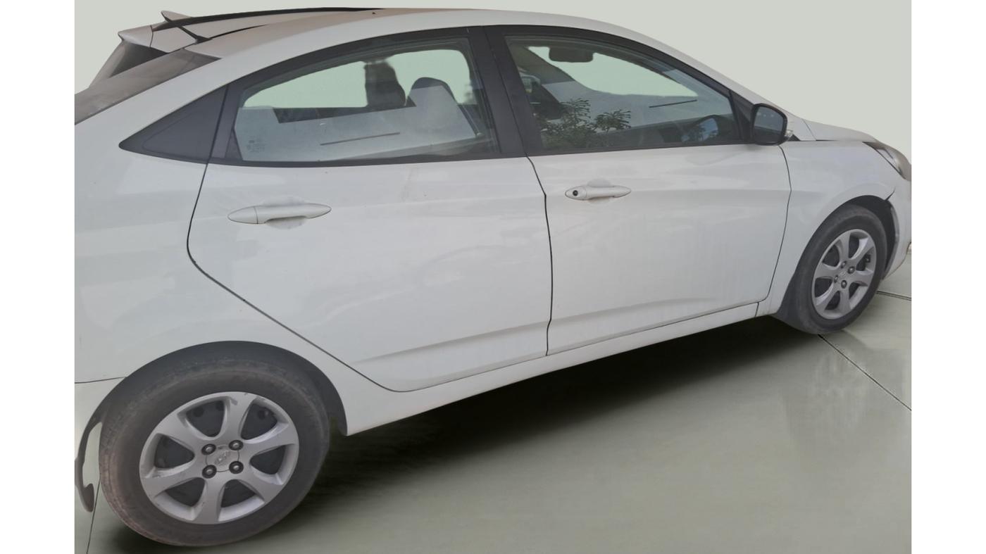 2011 Hyundai Verna FLUIDIC 1.6 CRDI EX, Diesel, Manual, 1,44,955 km, exterior