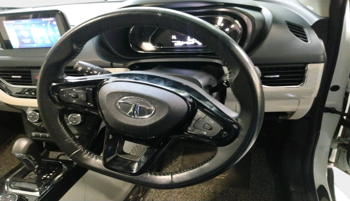 2022 Tata NEXON XZA PLUS (O) PETROL, Petrol, Automatic, 18,265 km, interior