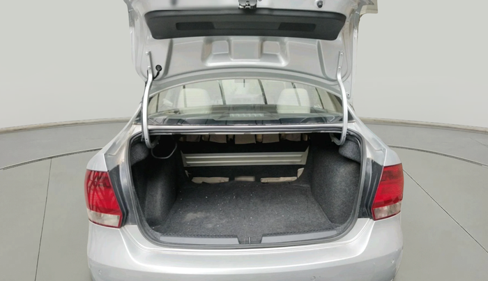 2013 Volkswagen Vento TRENDLINE DIESEL 1.6, Diesel, Manual, 84,196 km, exterior