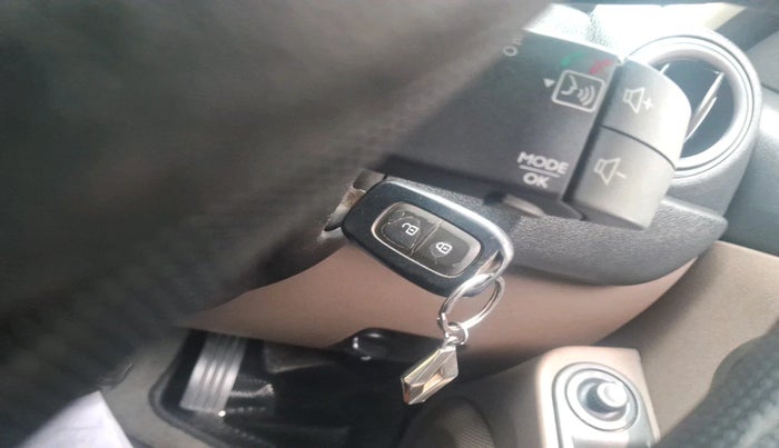 2019 Renault Duster RXS PETROL, Petrol, Manual, 60,454 km, interior