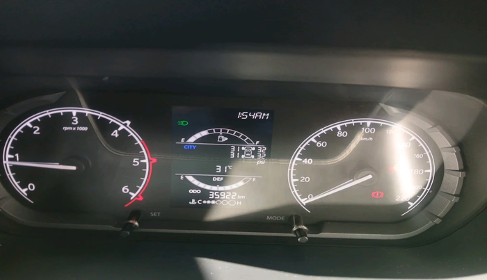 2021 Tata Safari XT PLUS, Diesel, Manual, 35,922 km, interior