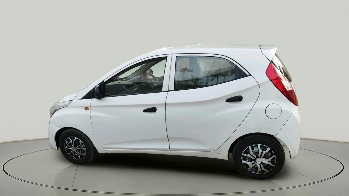 2017 Hyundai Eon ERA +, Petrol, Manual, 1,10,582 km, exterior