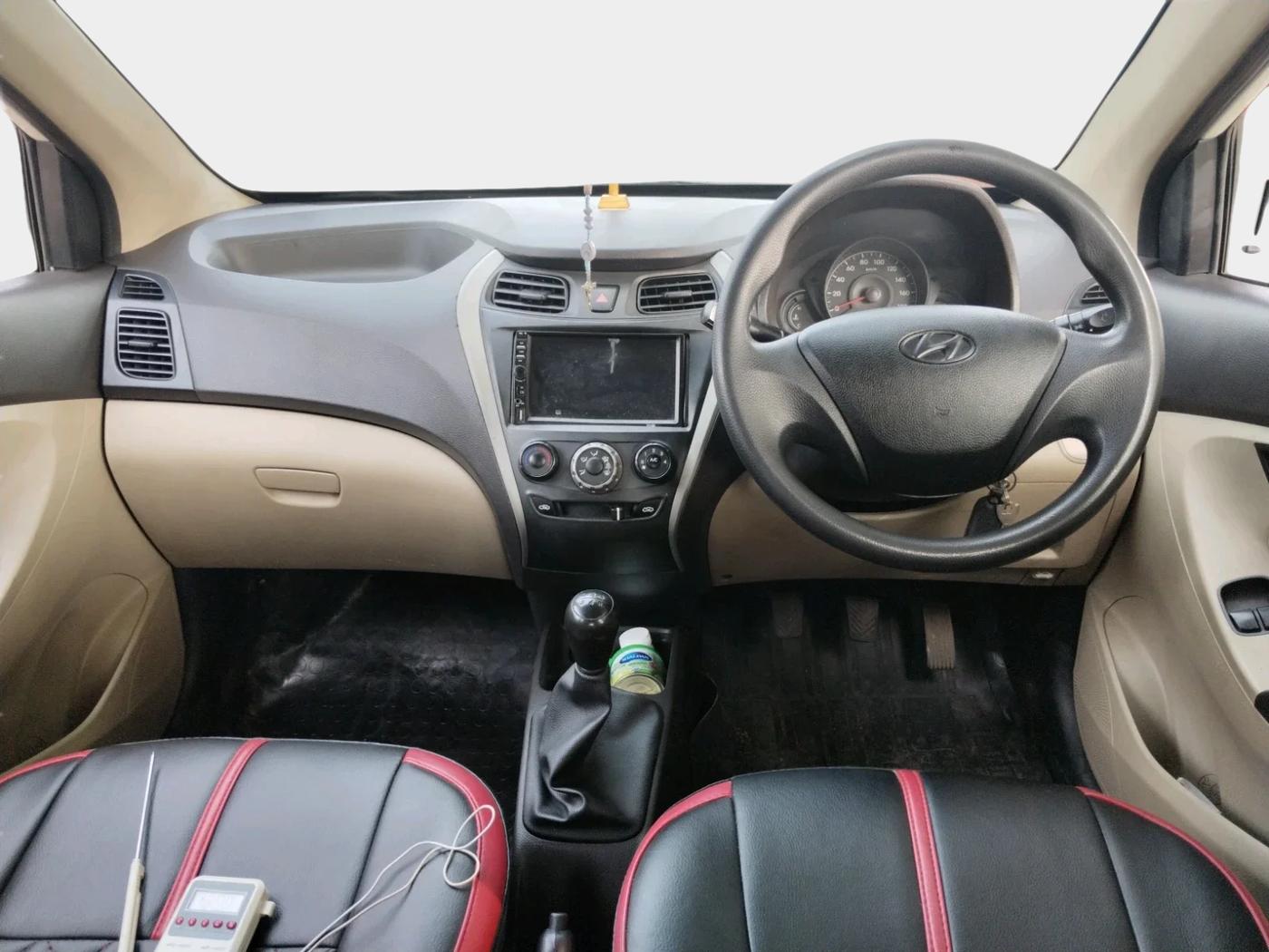 2017 Hyundai Eon ERA +, Petrol, Manual, 1,10,582 km, interior