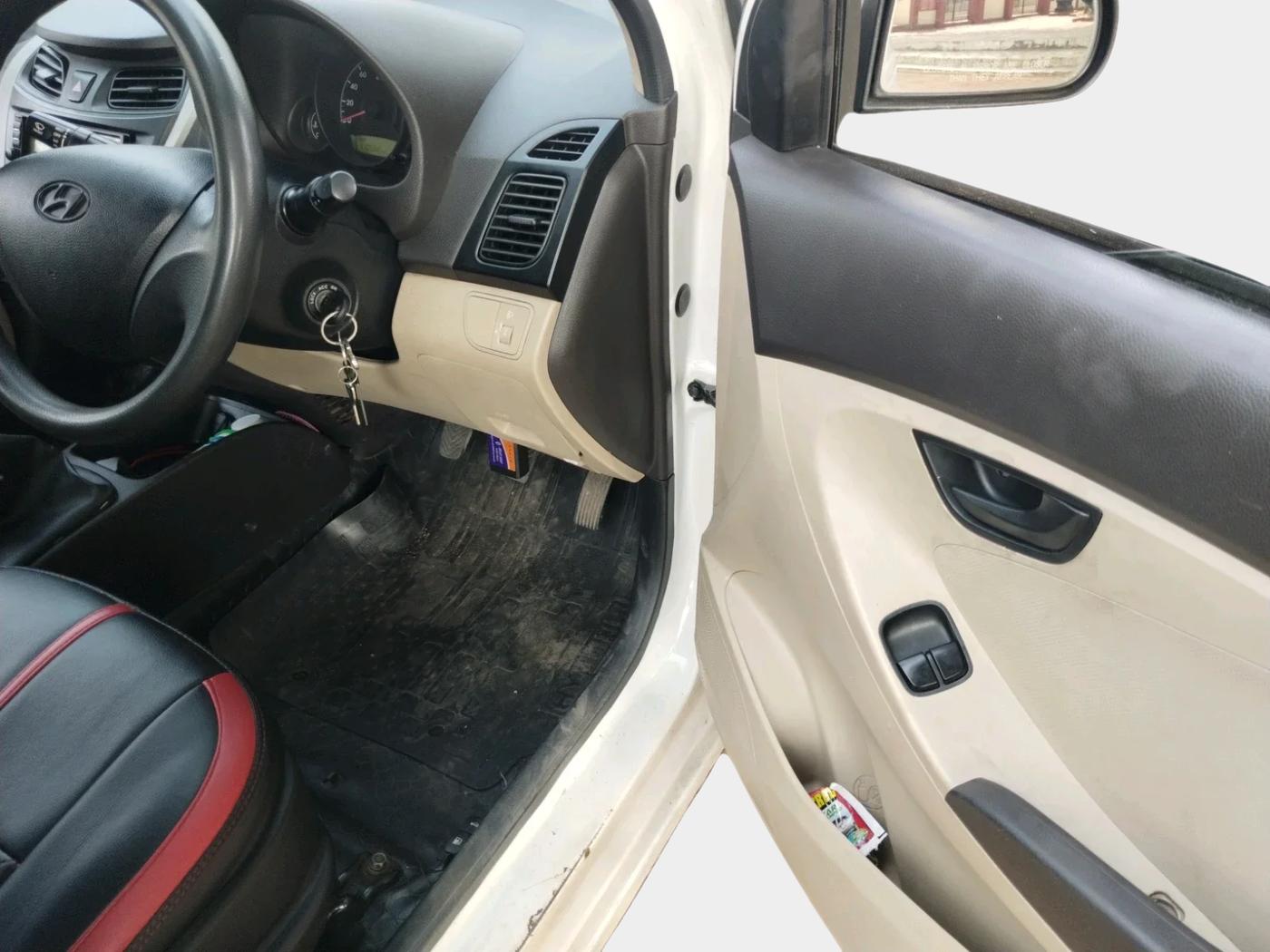 2017 Hyundai Eon ERA +, Petrol, Manual, 1,10,582 km, interior