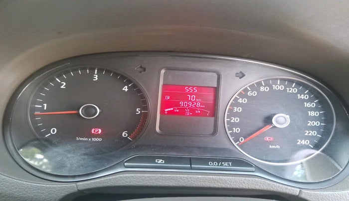 2011 Volkswagen Vento TRENDLINE DIESEL 1.6, Diesel, Manual, 90,928 km, interior